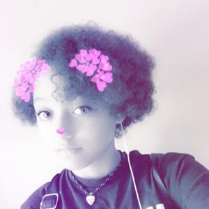 Meet your Posher, Gabriella